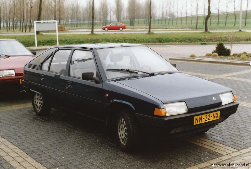 Blue Marine BX 16 TRS