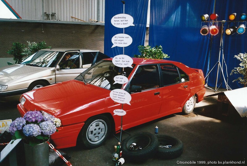 BX Sport Rouge Vallelunga op de stand van de BX club Nederland
