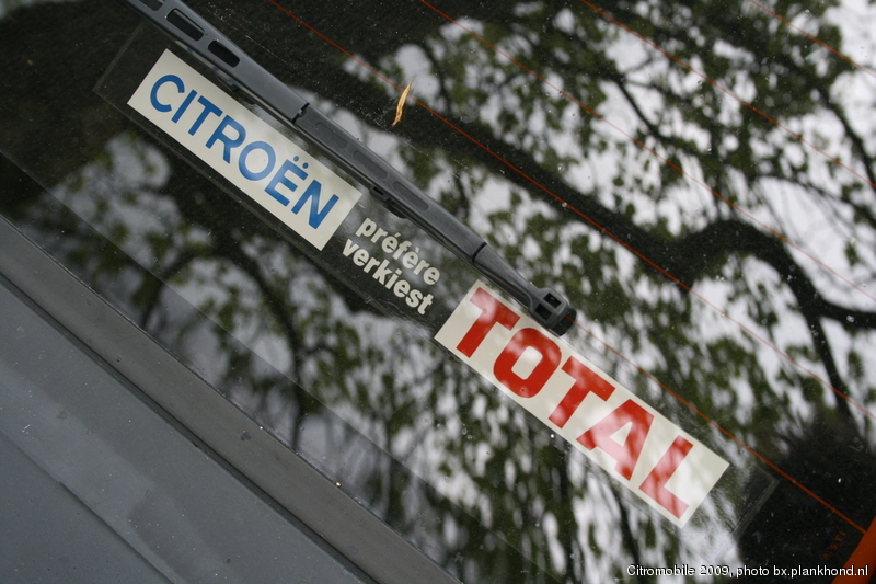 BX 19 Digit, kleur Gris Perl&eacute;, datum eerste toelating 28 november 1985