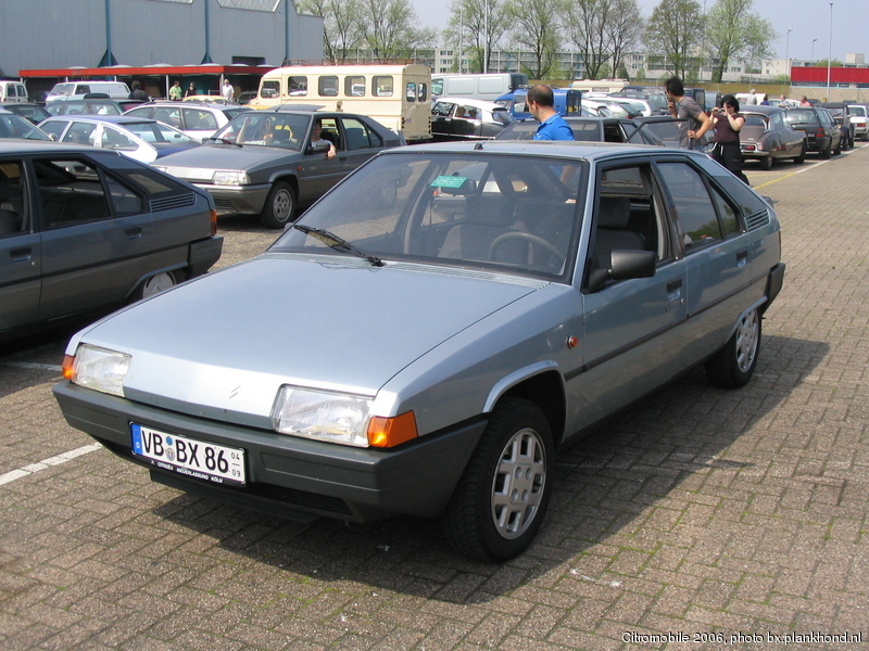 BX 19 Digit, Blue Romantique