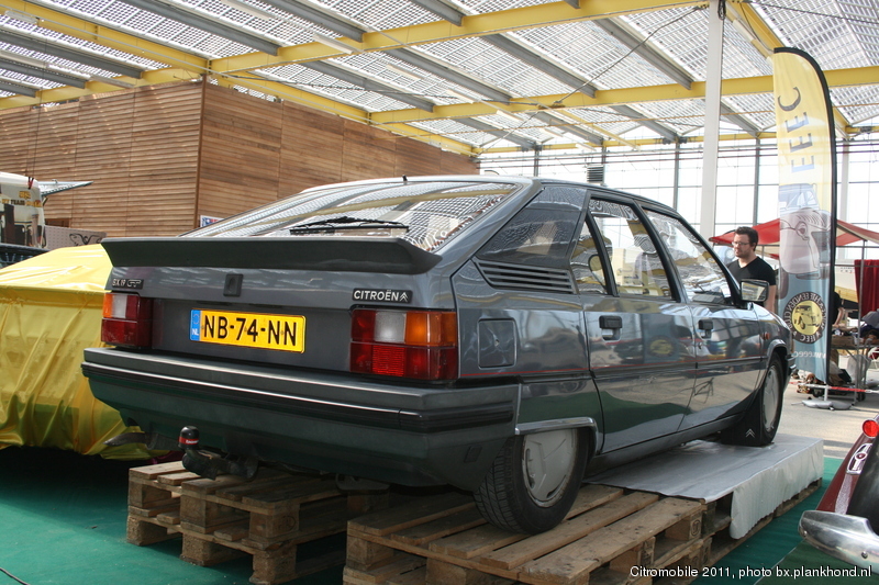 BX 19 GT op de stand van de BX club Nederland